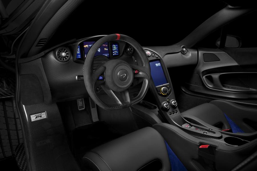 Интерьер McLaren MSO P1 Inspired by Alain Prost 2015 года  (фото 7 из 8)